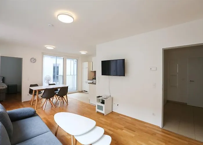 4 Beds And - Contactless Check-in Apartment