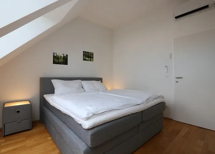 4 Beds And - Contactless Check-in Apartment *