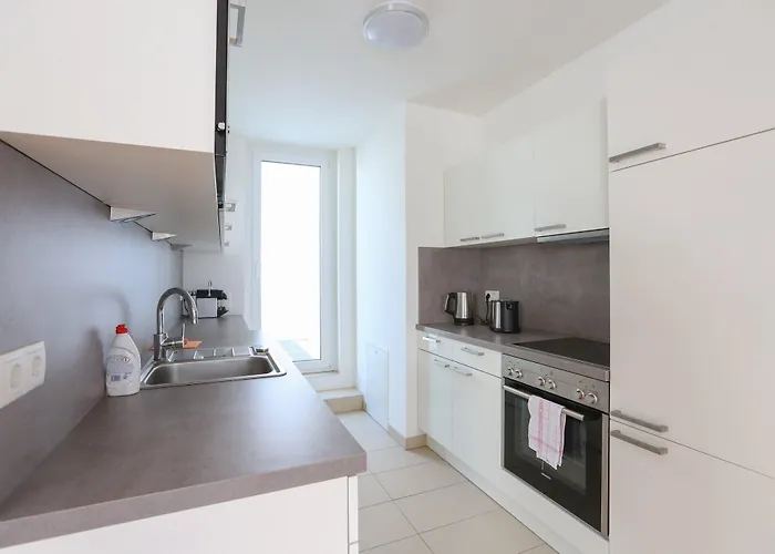 4 Beds And - Contactless Check-in Apartment Vienna