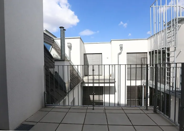 4 Beds And - Contactless Check-in Apartment Vienna